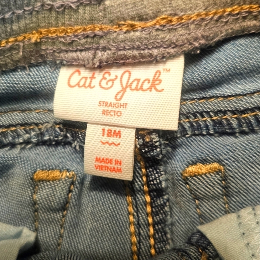 CAT & JACK straight leg jeans. Size 18mnths. EXCELLENT CONDITION! - Picture 2 of 3